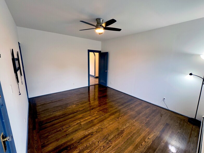 Building Photo - 86 Edgewood Ave