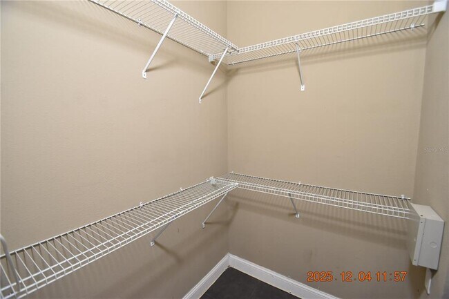 Building Photo - 6737 Eagle Feather Dr