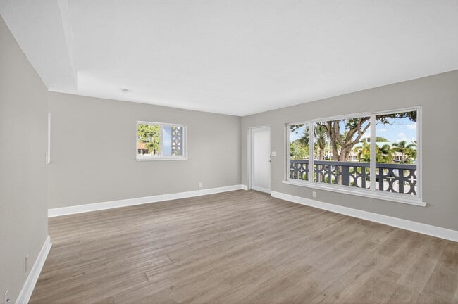 Building Photo - 624 Southwind Cir