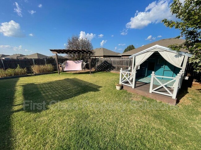 Building Photo - 2265 Blue Jay Dr