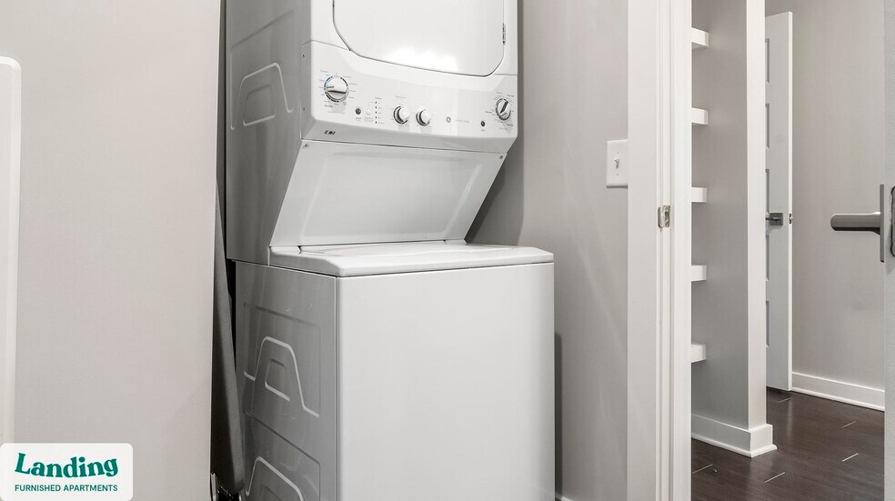 Building Photo - 6025 Riverview Rd SE