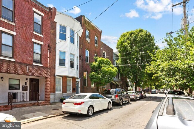 Building Photo - 1240 Federal St