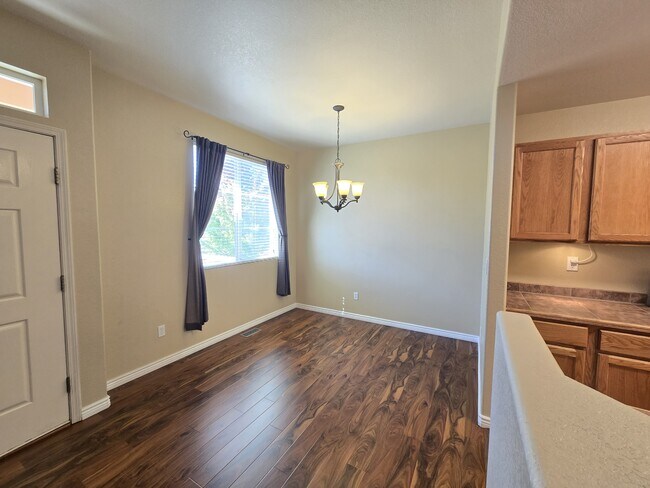 Building Photo - 7126 Sand Crest View