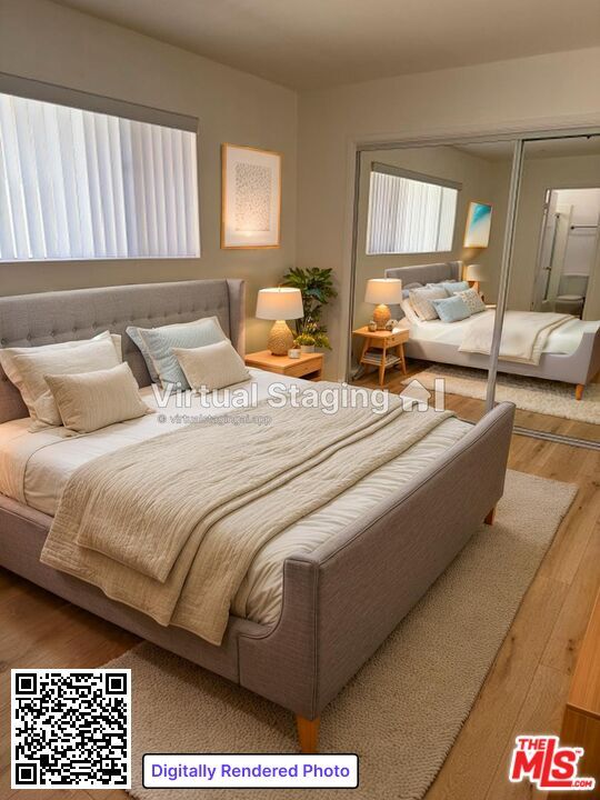 Building Photo - 559 E Hyde Park Pl