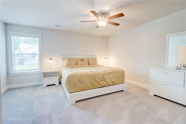 Building Photo - 774 Phil Haven Ln