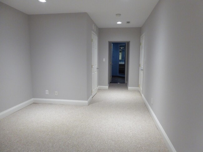 Building Photo - 2920 Sherman Ave NW