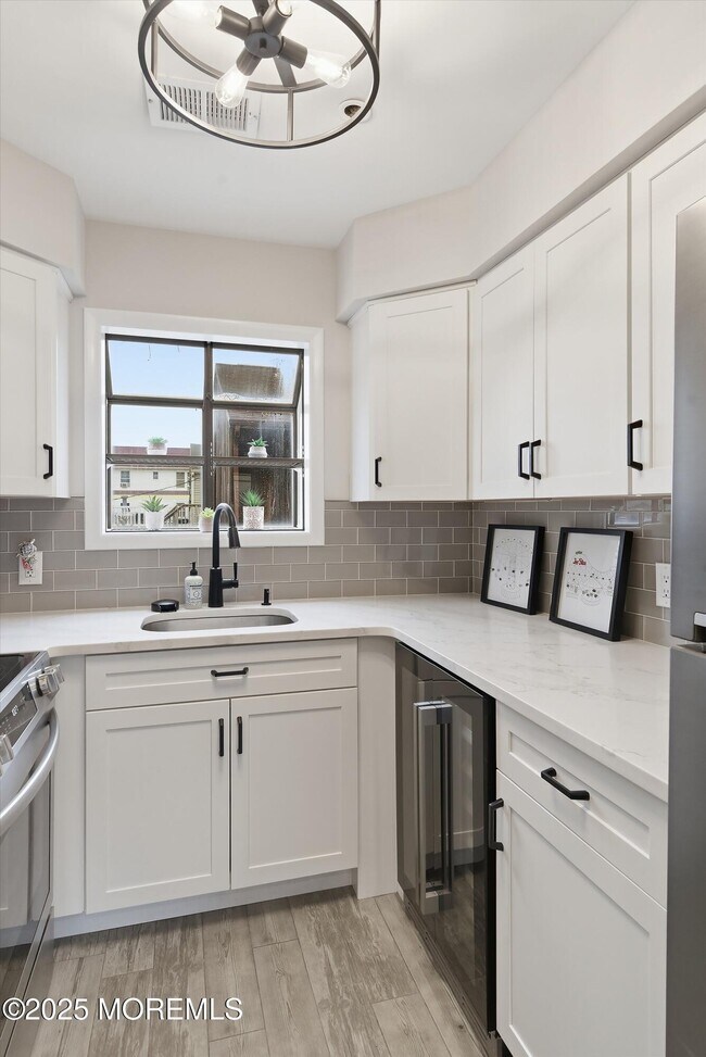 Building Photo - 132 Sampson Ave