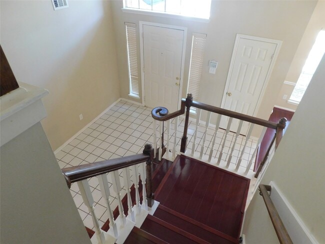 Building Photo - 122 High Meadows Dr