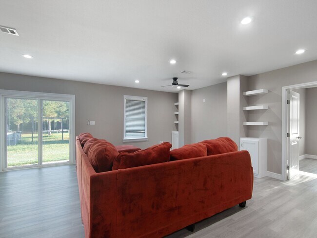 Building Photo - 51 Rd 5117