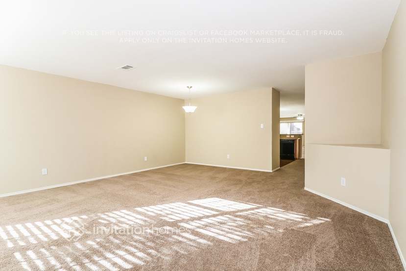 Building Photo - 3878 Pinebluff Ln