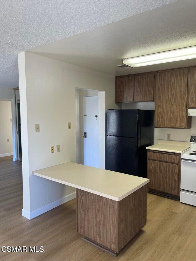Building Photo - 286 Oak Leaf Dr