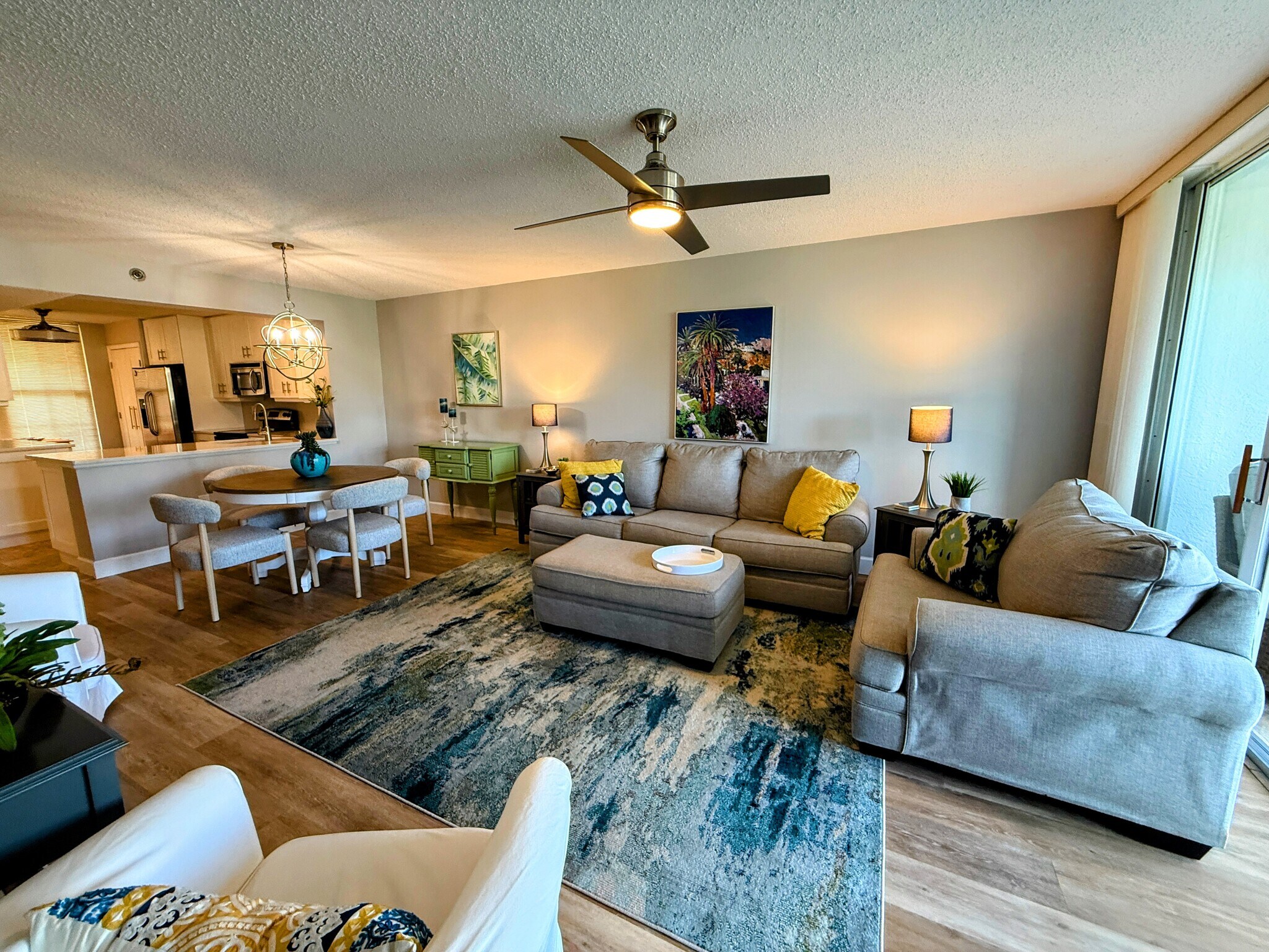 Building Photo - 4530 Pinebrook Cir