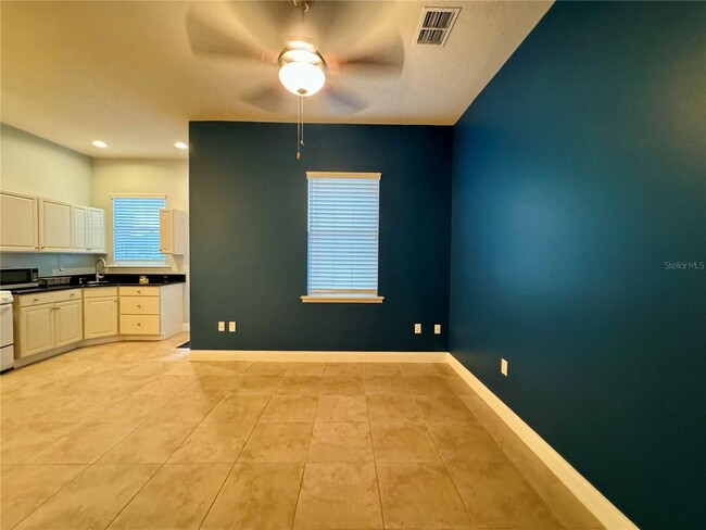 Building Photo - Cozy 1BR Apartment with Separate Entrance, All Utilities Included + Patio Retreat