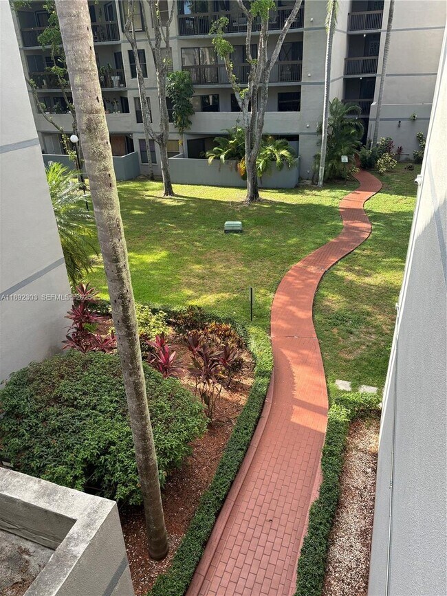 Building Photo - 13255 SW 88th Ln