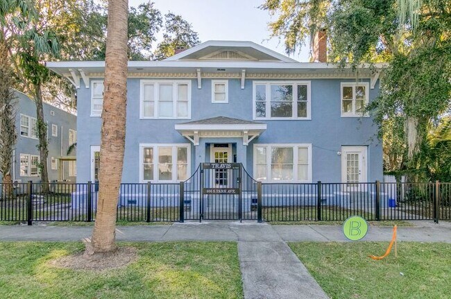 Primary Photo - 606 S Park Ave
