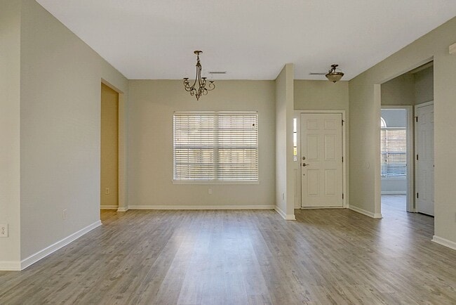 Building Photo - Beautiful Home in Goose Creek 3 Bedroom/2 ...