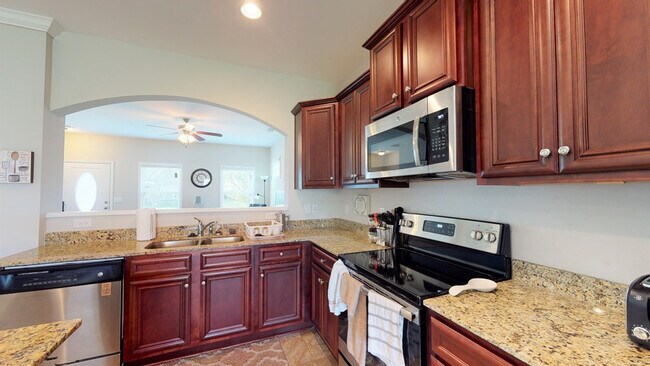 Building Photo - 160 Kirkwood Dr