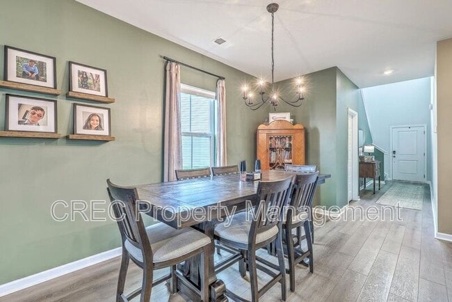 Building Photo - 302 Fox Gap Rd