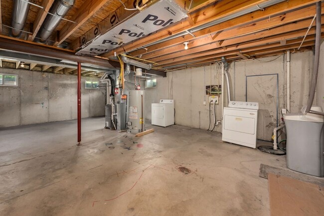 Building Photo - Lebanon- Beautiful 3 bed 2.5 bath home