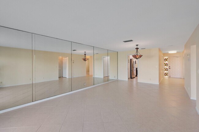 Building Photo - 200 Intracoastal Pl