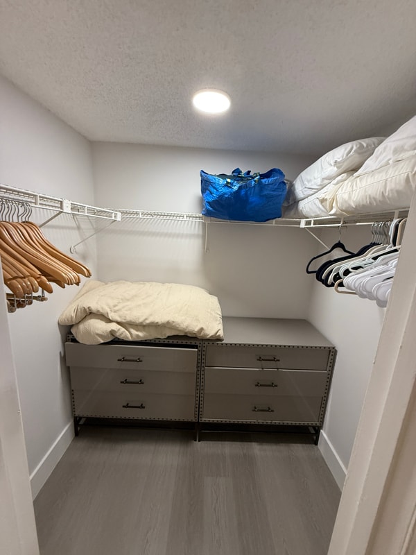 Building Photo - 405 Hendricks Isle