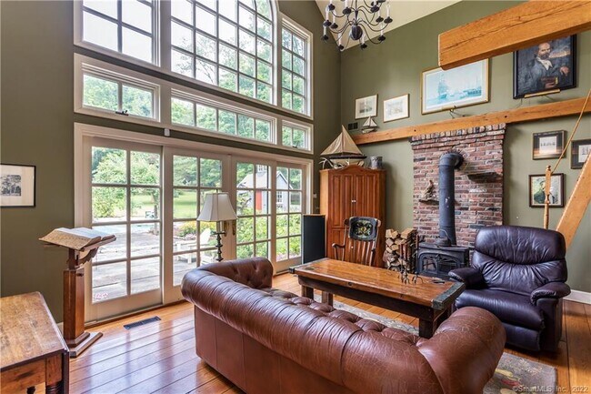 Building Photo - 21 Jericho Rd N