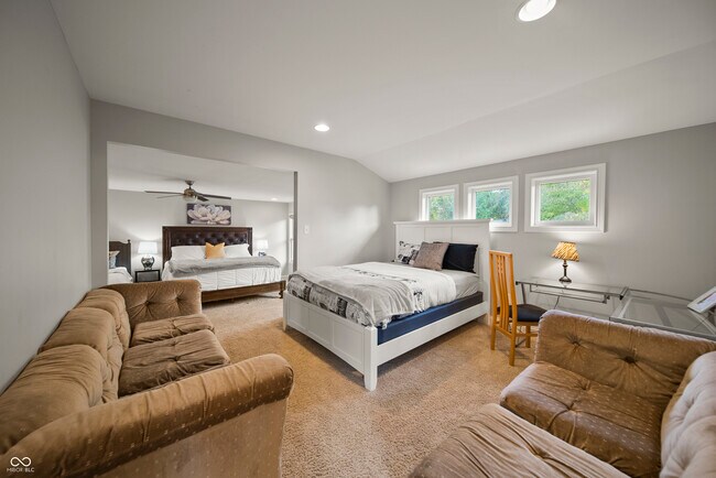 Building Photo - 10599 Geist View Dr