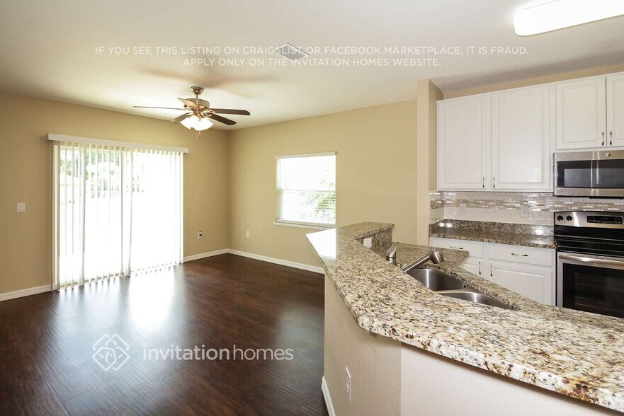 Building Photo - 3725 Petunia Terrace
