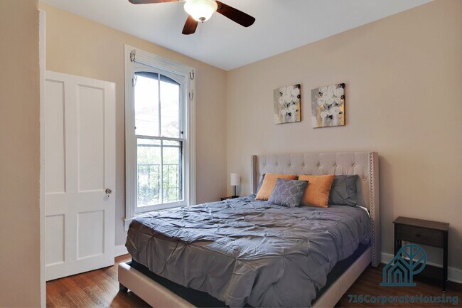 Building Photo - Furnished 2-Bedroom Lower Apartment on Prospect Ave