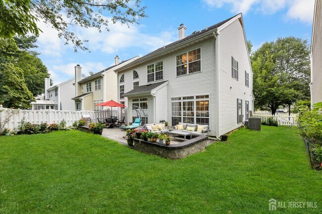 Building Photo - 113 Marion Dr