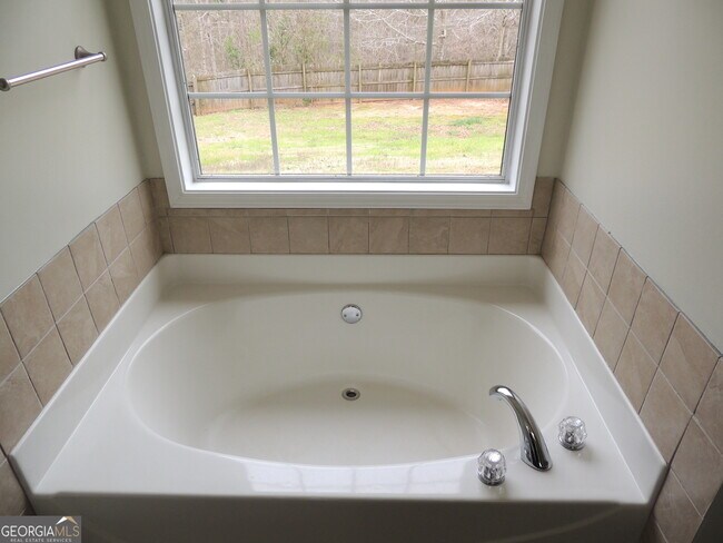 Building Photo - 70 Aspen Dr