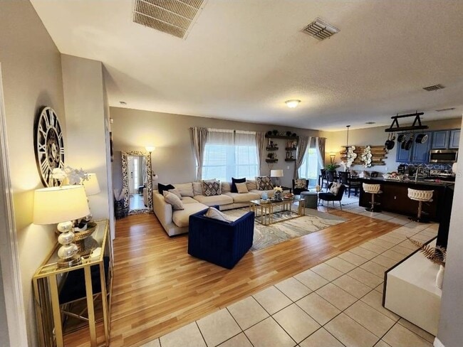 Building Photo - 3132 Regal Darner Dr