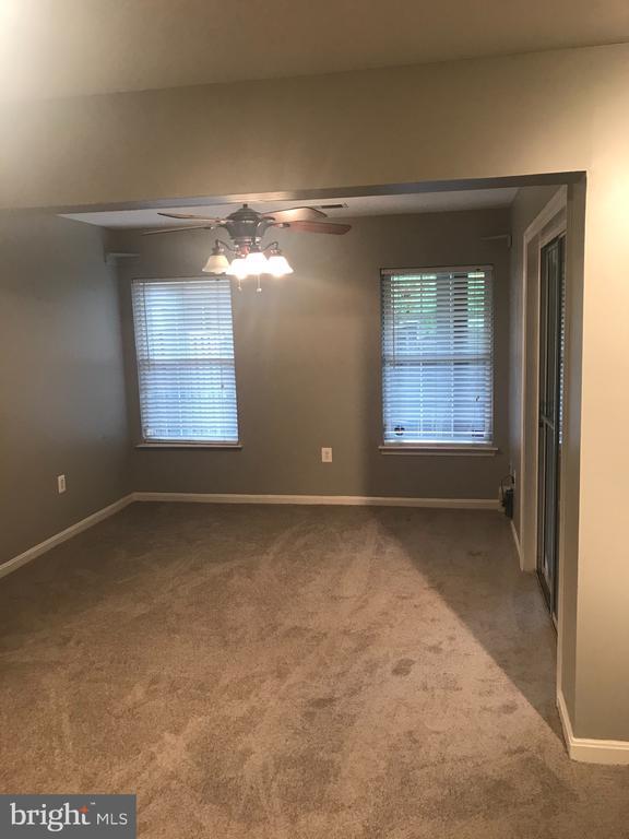 Building Photo - 4662 Deerwatch Dr