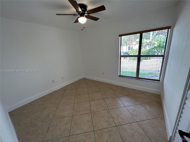 Building Photo - 8910 SW 4th Ln