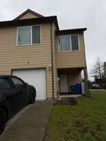 Building Photo - 16461 NE Russell St