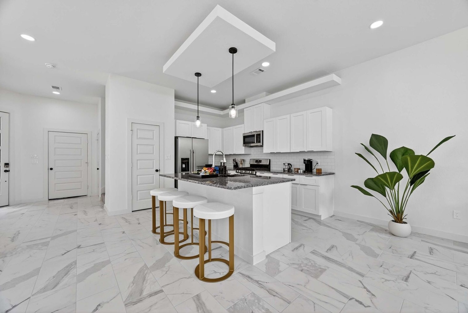 Building Photo - 2914 El Fenice Ln