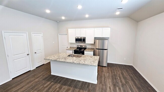 Building Photo - 10948 Amblewood St