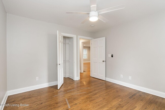 Building Photo - 121 N Hubbards Ln