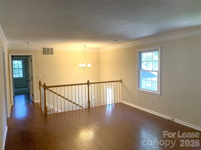 Building Photo - 1114 Glenshannon Rd