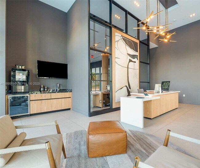 Building Photo - 9600 S Dixie Hwy