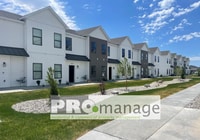 Building Photo - 3 Bed, 2.5 Bath Townhome w/ 2-Car Garage - NEAR NEW - Ammon