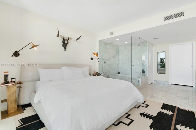 Building Photo - 3131 NE 7th Ave