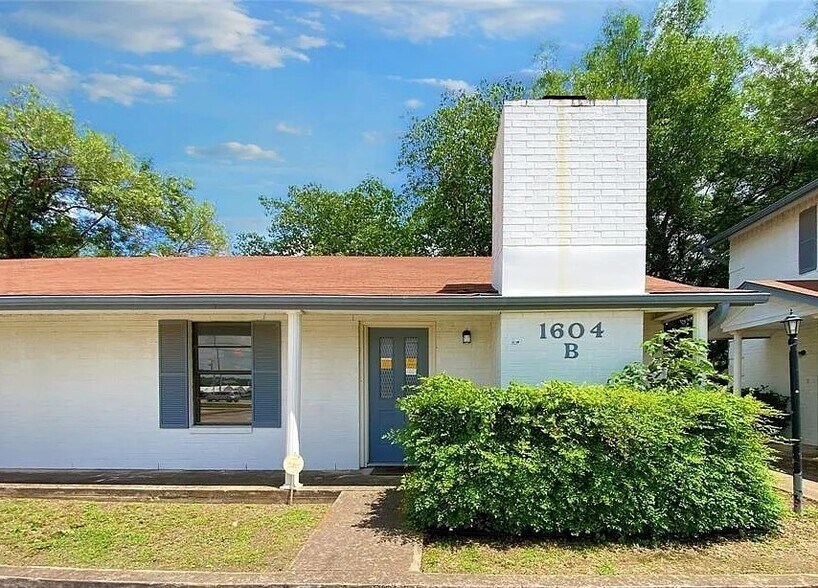 Primary Photo - 1604 Mill St