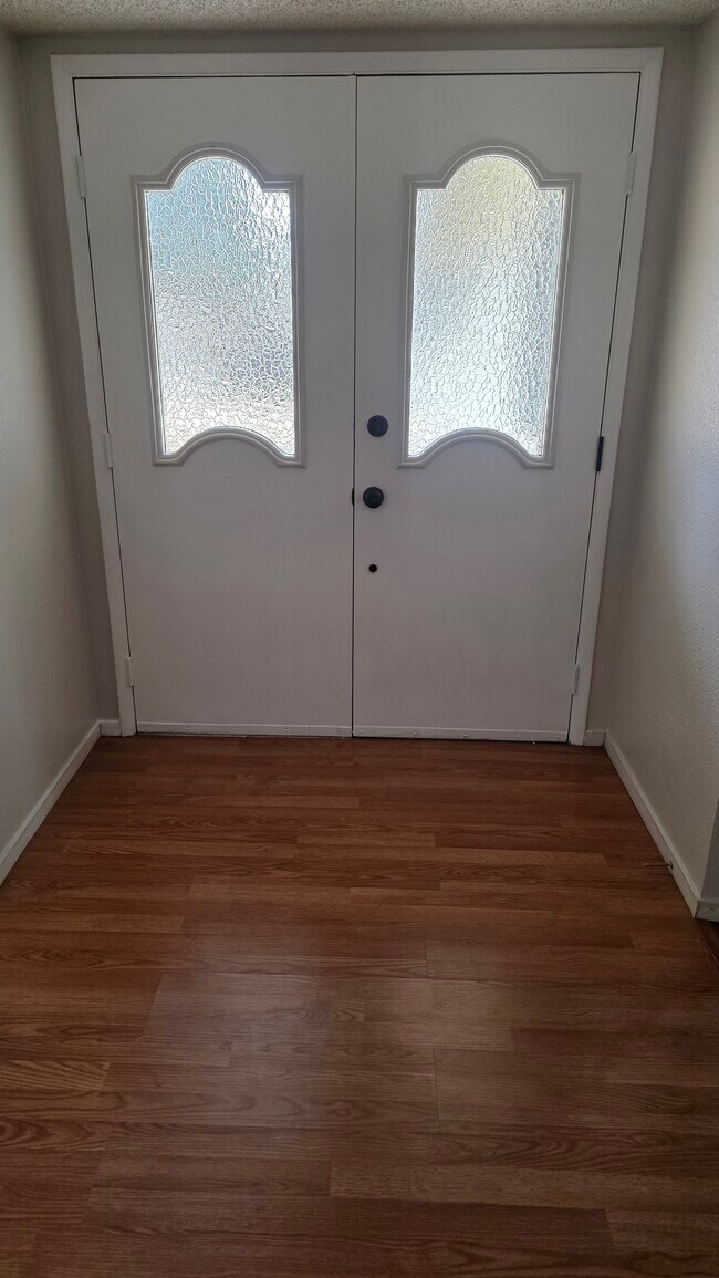 Building Photo - 3268 Beatty Cir