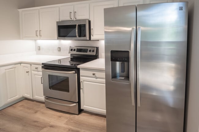 Building Photo - 2922 Duvalla Ave