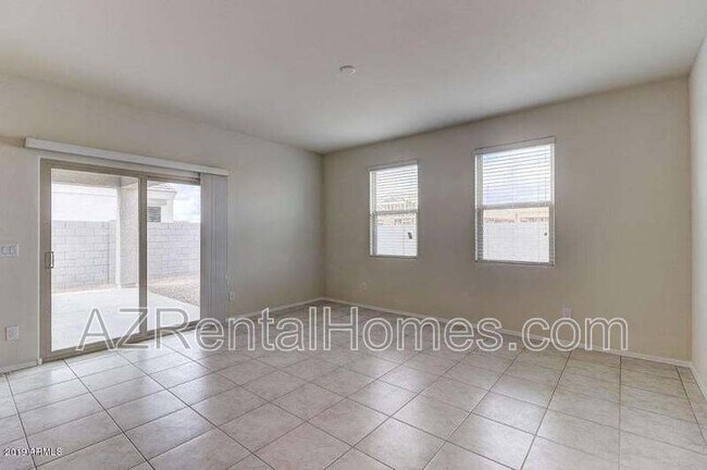 Building Photo - 37748 W Bello Ln