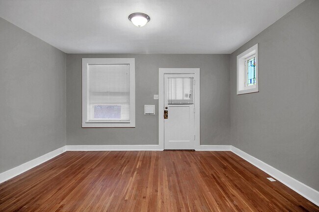 Building Photo - 3952 Potomac St