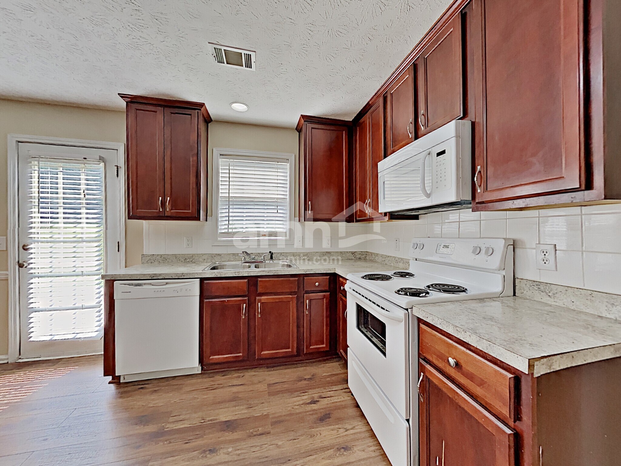 Building Photo - 1318 Baylor Dr