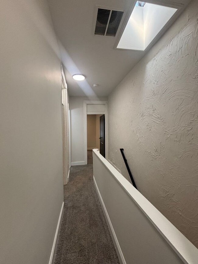 Building Photo - Newly Renovated 4BR Home in East Baltimore – Perfect for Families or Professionals!