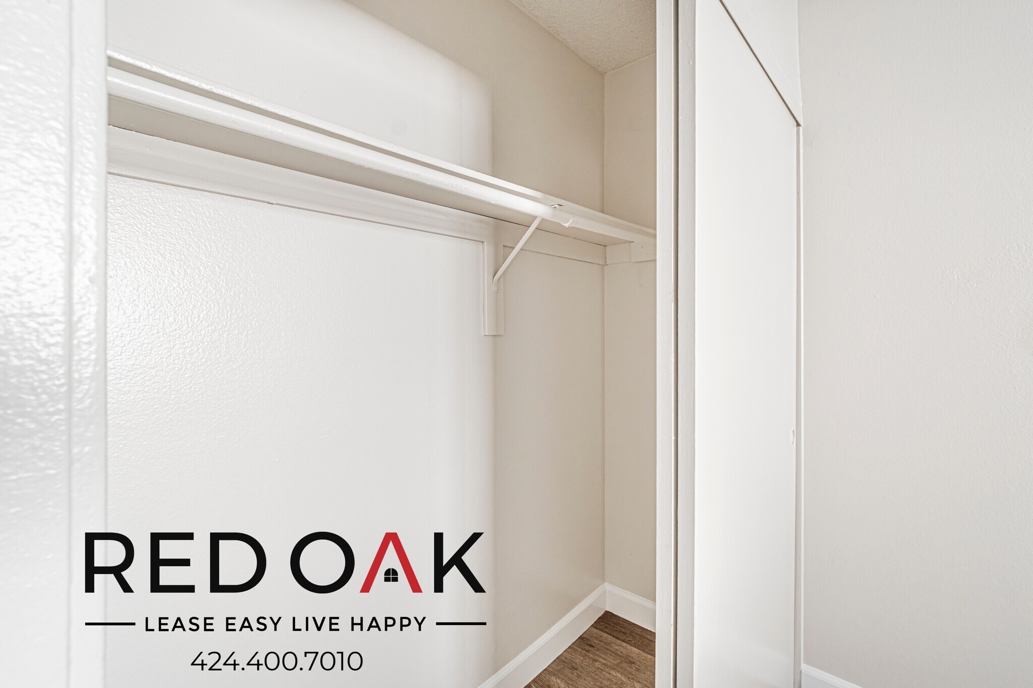 Building Photo - 12883 San Fernando Rd